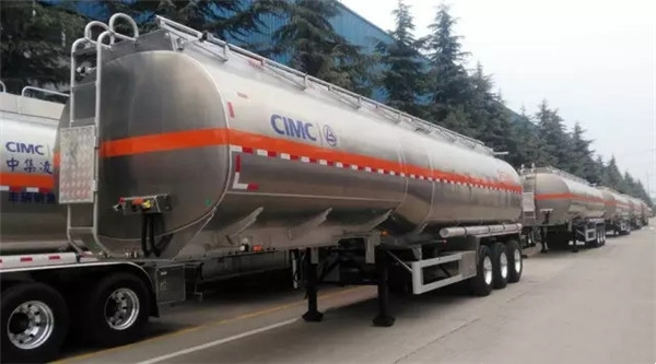 對戰(zhàn)薩德，民族品牌“凌宇”七倉液罐車轉戰(zhàn)東南亞！